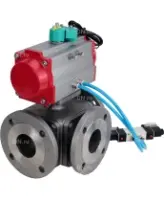 Кран шаровой DN.ru BV3232P(4pc)-FP-3WL-F-ISO-H Ду25 Ру16 полнопроходной трехходовой L-тип, фланцевый, корпус - нержавеющая сталь SS316, PTFE, с пневмоприводом PA-DA-052, пневмораспределителем 4V320-08 AC220V и магнитным переключателем ALS200D