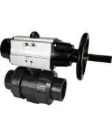 Кран шаровой DN.ru BV4242E-FP-GRM-ISO Дн50 Ру10 полнопроходной, корпус - НПВХ, шар - НПВХ, уплотнение - EPDM, с пневмоприводом PA-DA-105-1 двойного действия со штурвалом
